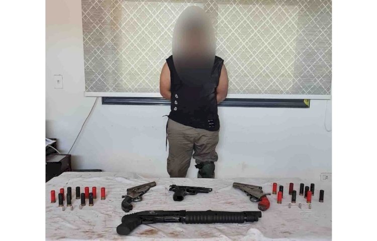 سيارة بدون ترخيص لترويج الالعاب النارية بالقاهرة