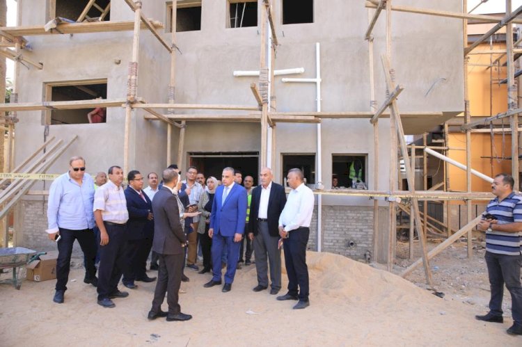 الفقي:يشدد علي الانتهاء من الشبكة الوطنية للطوارئ