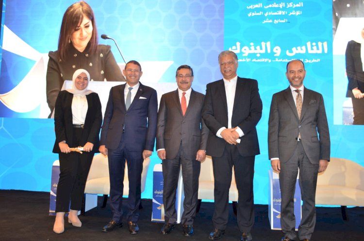 "التعمير والاسكان" يمنح جوائز للفائزين في المسابقات البحثية