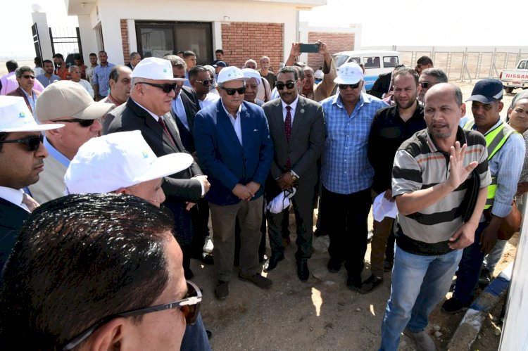 الداودي يفتتح مشروع الصرف الصحي بالاشراف البحرية والمخادمة