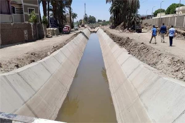 تبطين 70٪ من ترع قري مركز المنيا بمشروع تطوير الريف المصري (حياة كريمة) 