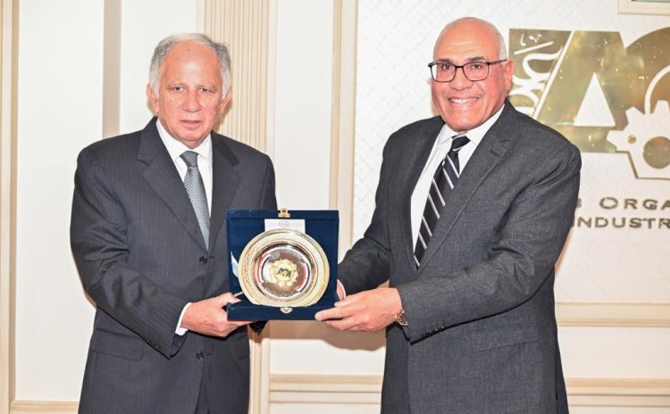 العربية للتصنيع تطور مصنع سيماف