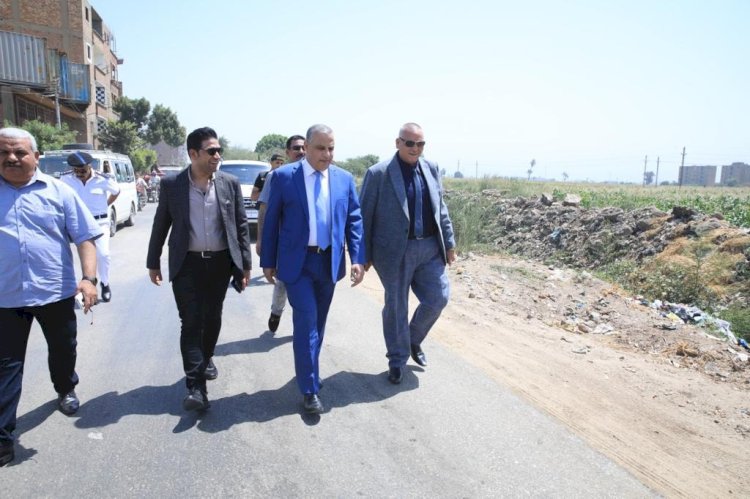 البدء في تغطية ترعة اخميم الغربية بنيدة بسوهاج