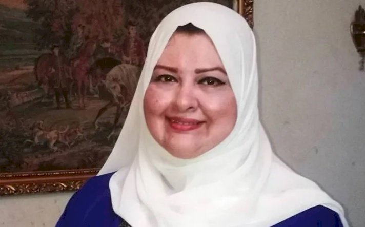 الاعلامية مني أبو شنب وفيديوهات غزة