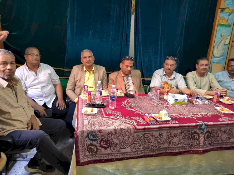 وزيري وقاصد يشهدان احتفالية تكريم العاملين بمدرسة عمر بن الخطاب الإعدادية 