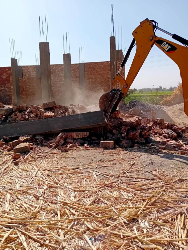 ازالة "٣٤"حالة تعدي علي الاراضي الزراعية والمباني بسوهاج