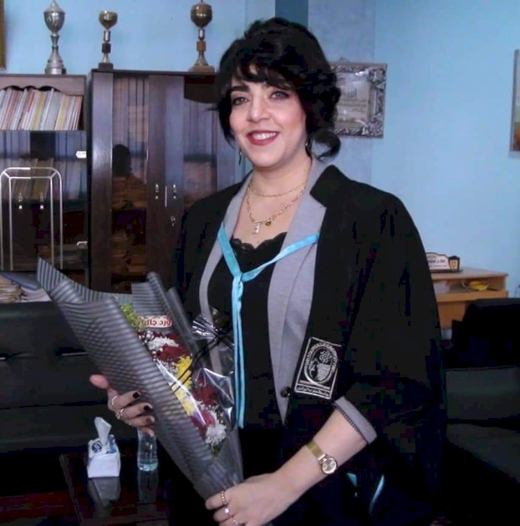 المزاج المتقلب واضطراب الهوية في رسالة دكتوراه باداب جنوب الوادي