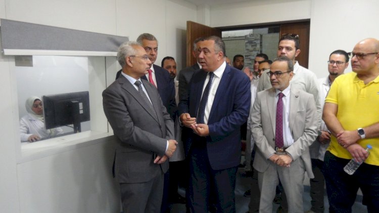 فرحات يفتتح تجديد وحدة الاشعة بمستشفي المنيا الجامعي