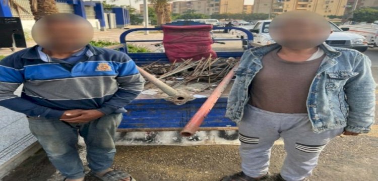 القبض علي حرامية المشغولات الذهبية والاي باد والاسياخ الحديدية بالقاهرة