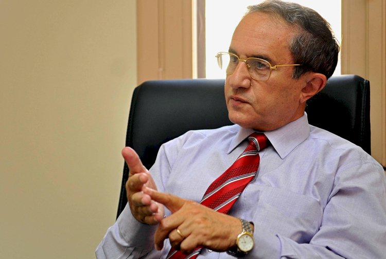 جرائم الاحتلال الإسرائيلي في غزة تجبر أسامة الغزالي حرب على الاعتذار عن تطبيعه