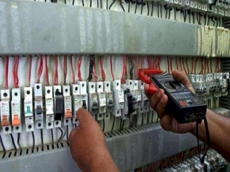 ظواهر سلبية بالمترو والسكة الحديد وسرقة التيار الكهربائي