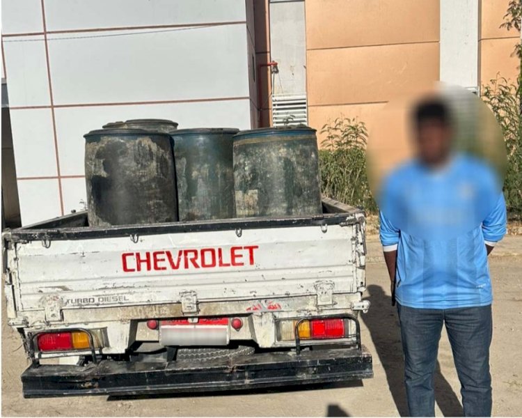 "١٠٠٠"لتر سولار بحوزة سائق لبيعها في السوق السوداء