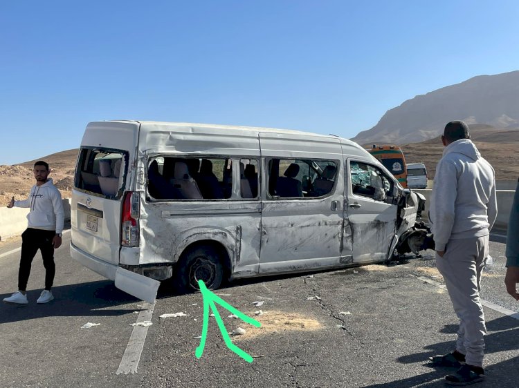 بالفيديو تفاصيل حادث لأتوبيس كليات جامعة الجلالة علي طريق الجلاله واسماء وحالات المصابين