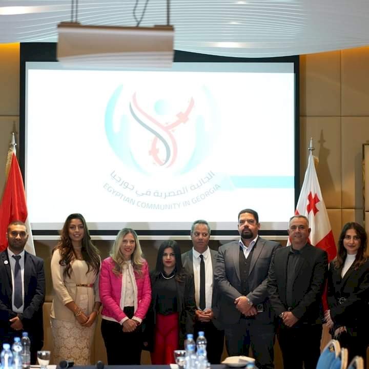 السفيرة سريناد جميل تزور الجالية المصرية بجورجيا