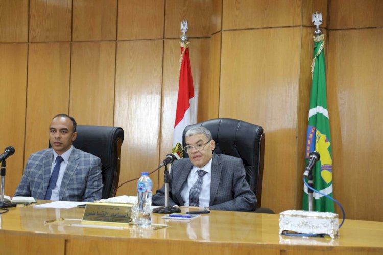 محافظ المنيا: تشغيل وحدة الغسيل الكلوى بالحميات وإضافة 76 سريرا للرعاية فى 4 مستشفيات