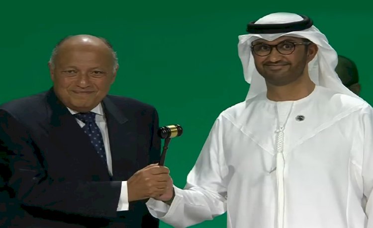 مصر تسلم الإمارات رئاسة كوب 28