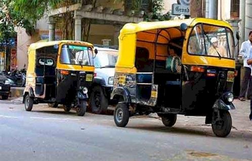 خدروا السائق.. ضبط تشكيل عصابي بتهمة سرقة توك توك في المنيا