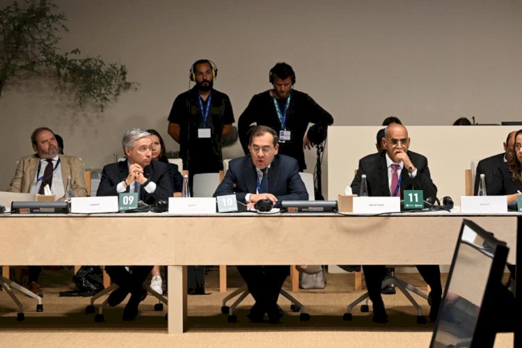 الملا يشارك في مائدة الهيدروجين المستديرة رفيعة المستوي