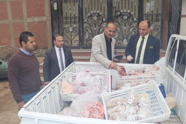 سلع تموينية مجهولة المصدر ببني سويف