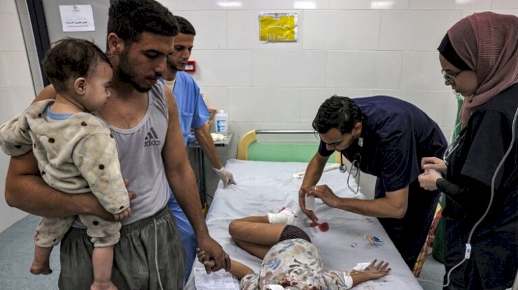 لعنة زمن صمت القبور تفجر حمامات دم ٧٣ ألف شهيد وجريح بغزة