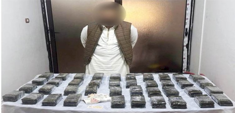 "٢٤٠"طربة حشيش بحوزة تاجر الصالحية الجديدة قبل توزيعها علي العملاء