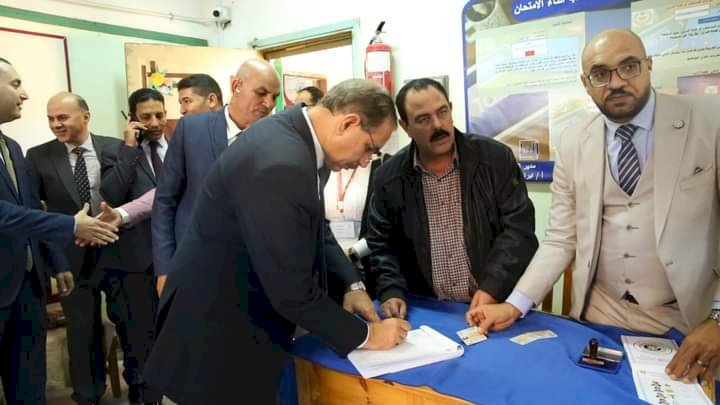 محافظ كفرالشيخ يدلى بصوتة فى الانتخابات الرئاسية