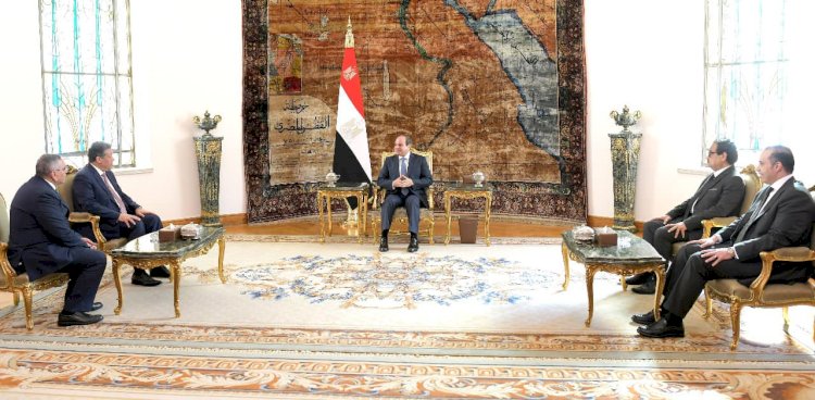 السيسي يستقبل المرشحين السابقين لرئاسة الجمهورية
