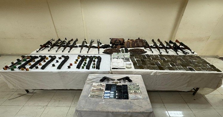 مصرع" ٦"تجار مخدرات في تبادل اطلاق النيران مع الشرطة باسيوط