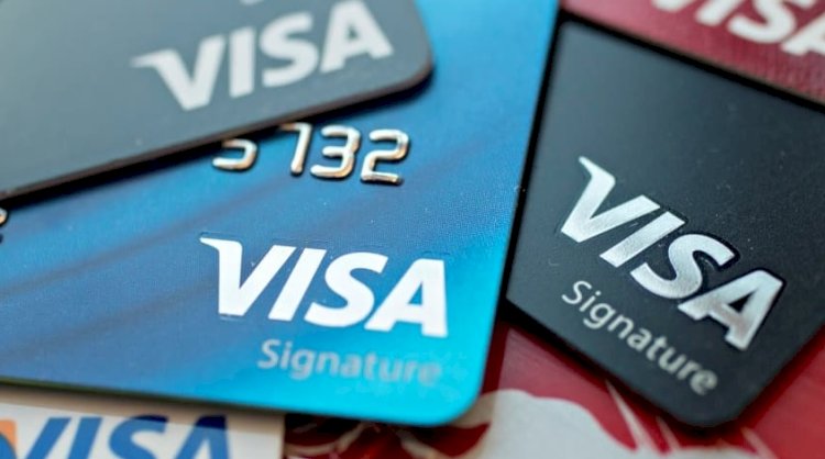 ضبط تشكيل عصابي تخصص ادارة تطبيق الكتروني للنصب علي المواطنين