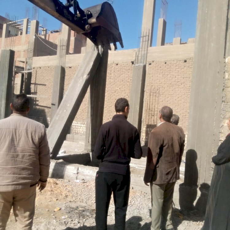 إزالة وإيقاف 37 حالة تعد ومخالفات بناء بمراكز المنيا