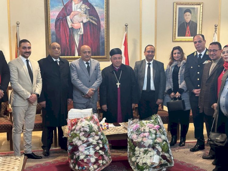 نقيب محامي شمال القاهرة يهنئً المطران جورج شيحان والطائفة المارونيةبحلول عيد الميلاد المجيد