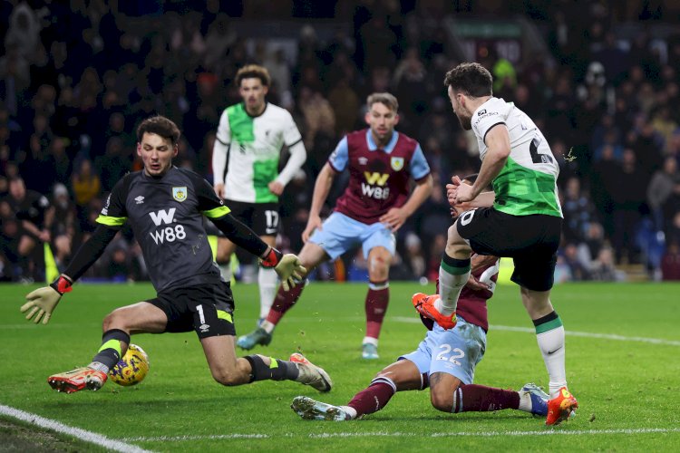 ليفربول  في صدارة البريميرليج مؤقتا بعد الفوز على بيرنلى