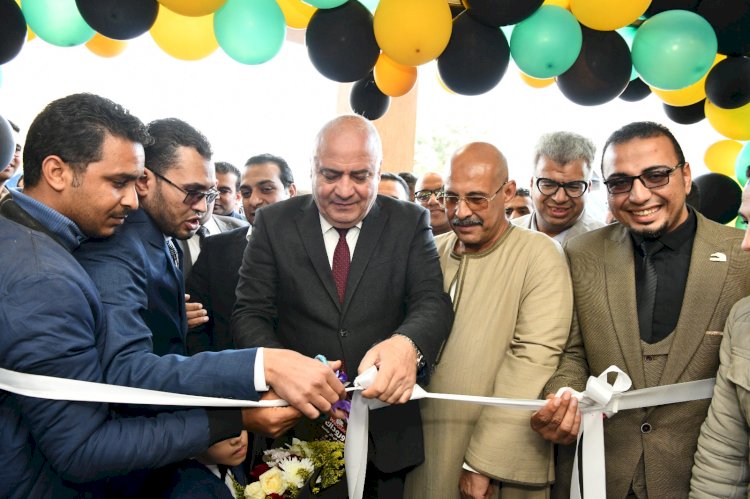 الداودي يفتتح قسم الاشعة المقطعية والرعاية المركزة بمستشفي فرشوط المركزي
