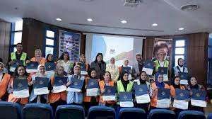 لقاءات إرشادية للعاملين بالمنطقة الصناعية بخطورة الإدمان وتعاطى المخدرات بالمنيا