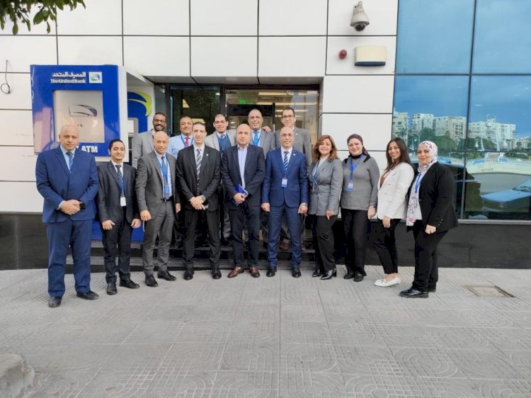 الساعة الذهبية – النسخة الثالثة تنطلق بفروع المصرف المتحد لتهدى صاحب أول معاملة بنكية شهادة المليونير