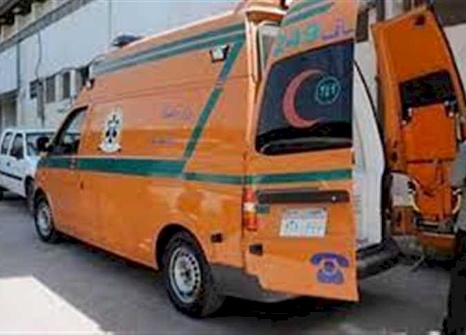 إصابة 4 أشخاص بينهم طالبة في حادثي سير بالمنيا