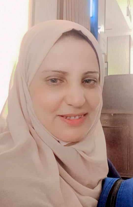 عزة دياب.. تحرس الموتى