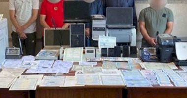 القبض على تشكيل عصابي لتزوير المحررات الرسمية يتزعمه صينيين