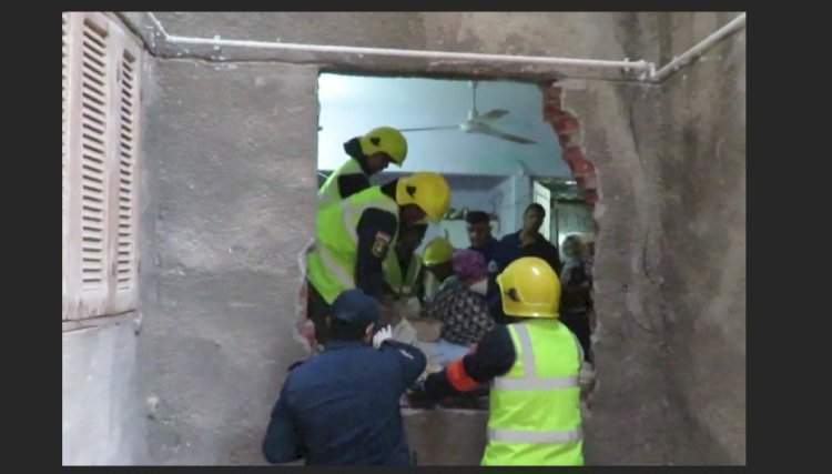 الحماية المدنية تنقل مريضة للمستشفي بالسويس