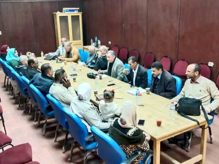 فعاليات نادي أدب الخارجة تصدح بالشعر في لقائها الأسبوعي