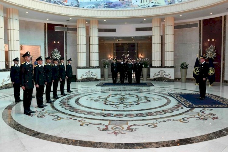 وزير الداخلية يصدق علي تخريج طلبة الدور الثاني بكلية للشرطة