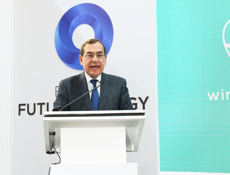 البترول والبيئة: خارطة طريق لتعزيزأهداف الطاقة الخضراء