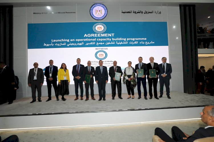 اطلاق برنامج بناء القدرات التشغيلية للمهندسين والفنيين بصعيد مصر