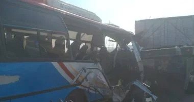 مصرع شخص وإصابة 9 آخرين فى انقلاب أتوبيس بالمنيا 