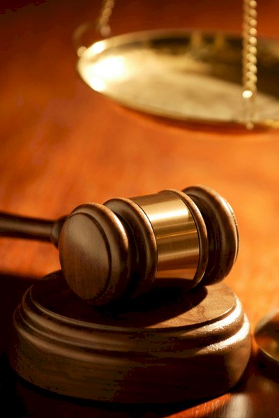 المشدد ١٥ عامًا وغرامة مائتى آلف جنيه على شخص قاوم السلطات في قضايا مخدرات وأسلحة نارية