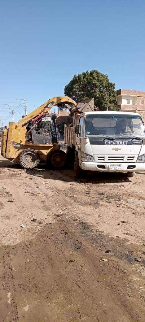 محافظ المنيا: دعم منظومة النظافة بمركز ديرمواس بمعدات جديدة ضمن الخطة الاستثمارية