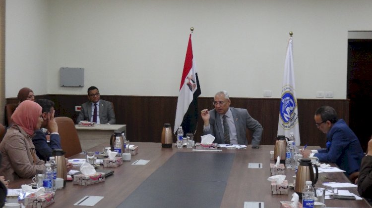رئيس جامعة المنيا يُؤكد إجراء عمليات تقييم لعناصر العملية التعليمية