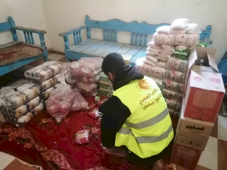 ضمن مبادرة مع الناس الشعب الجمهوري بقنا يواصل توزيع كراتين رمضان بنجع حمادي