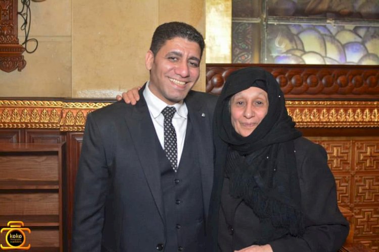 فى يوم عيدك يا امى شعر رومانى صبحى البقطر