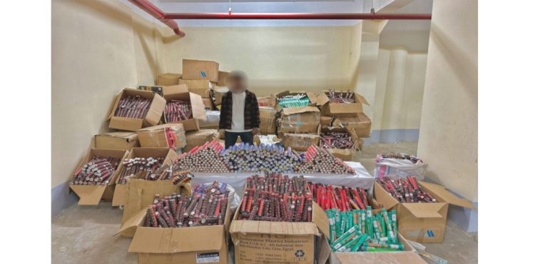 سقوط مروج الالعاب النارية علي" فيس بوك " بالاقصر